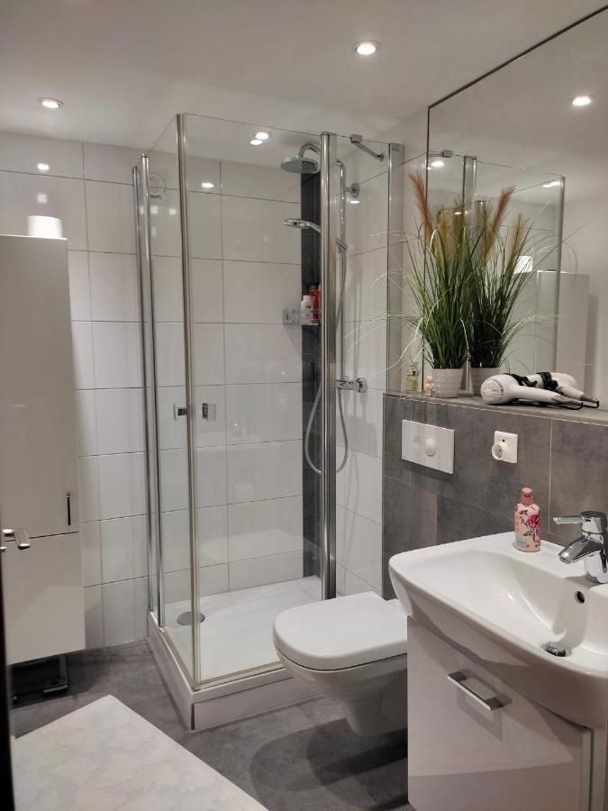 Apartamento Habitat Himmelgeist Düsseldorf Exterior foto